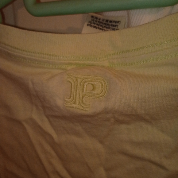 Yellow and White T-Shirt and Shorts Set - Picture 3 of 5